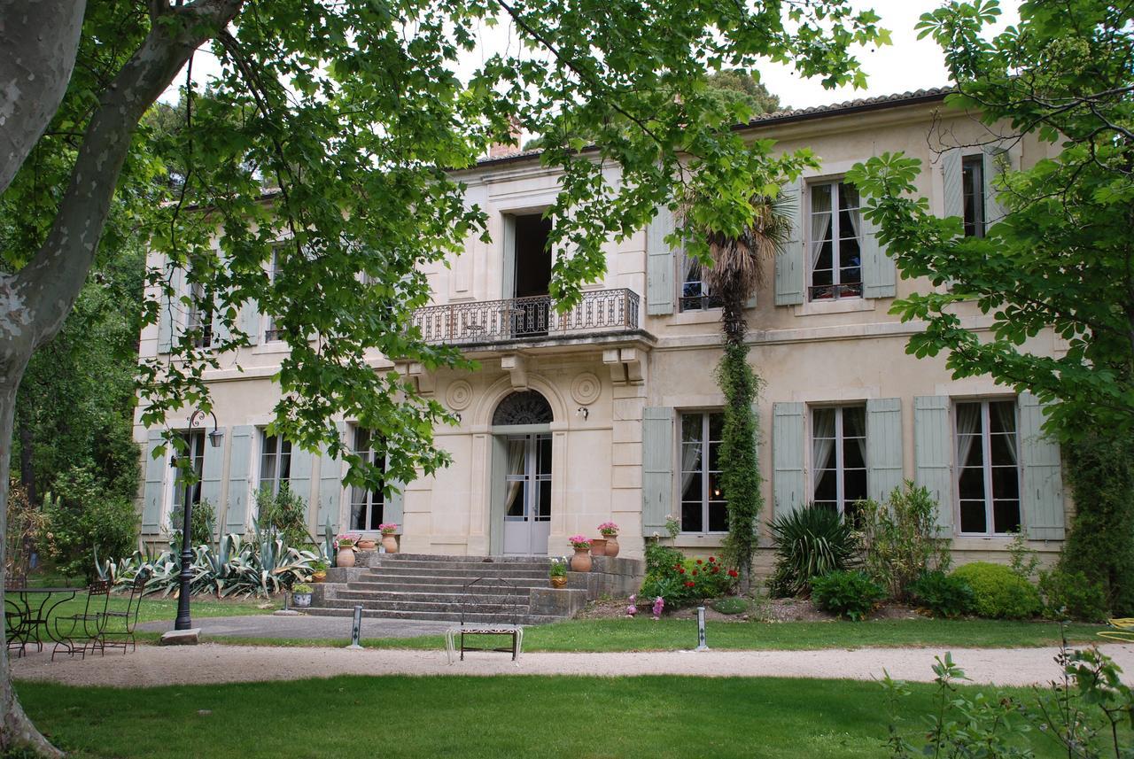 ホテル シャトー ジュベナール Saint-Hippolyte-le-Graveyron エクステリア 写真